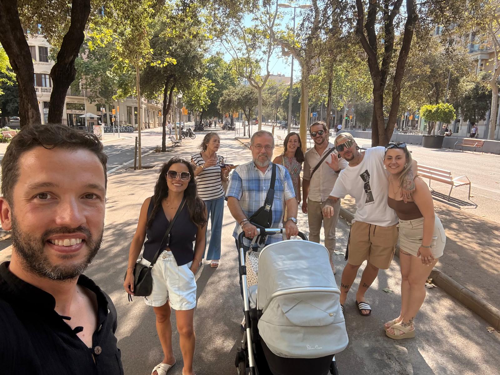 Paseando por la Avenida Diagonal de Barcelona, Junio 2025