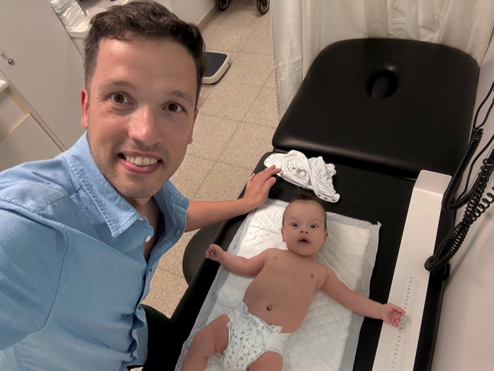 Visita al pediatra en Barcelona, Octubre 2025