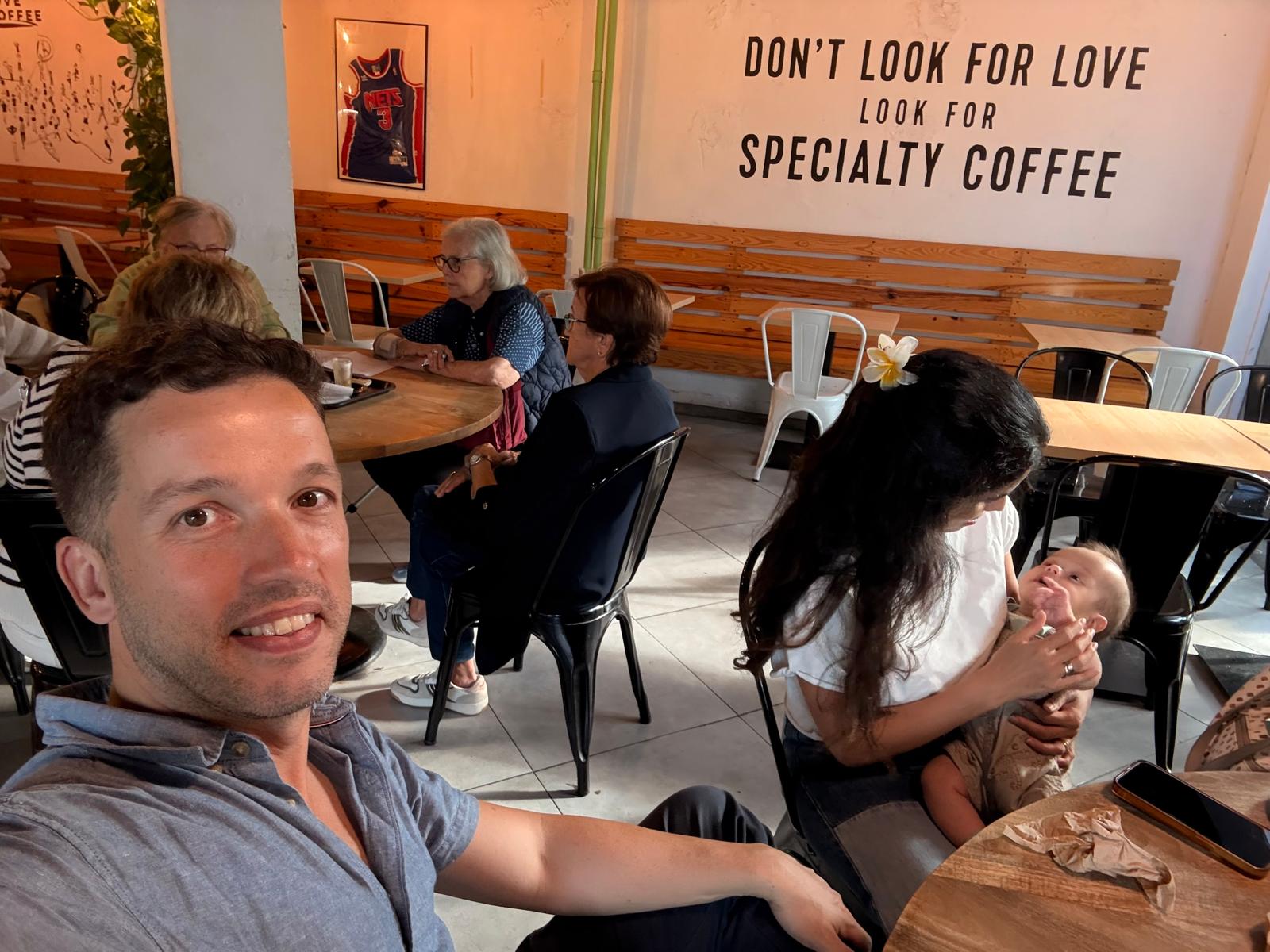 En el Brooklyn Cafe de Barcelona, Octubre 2025